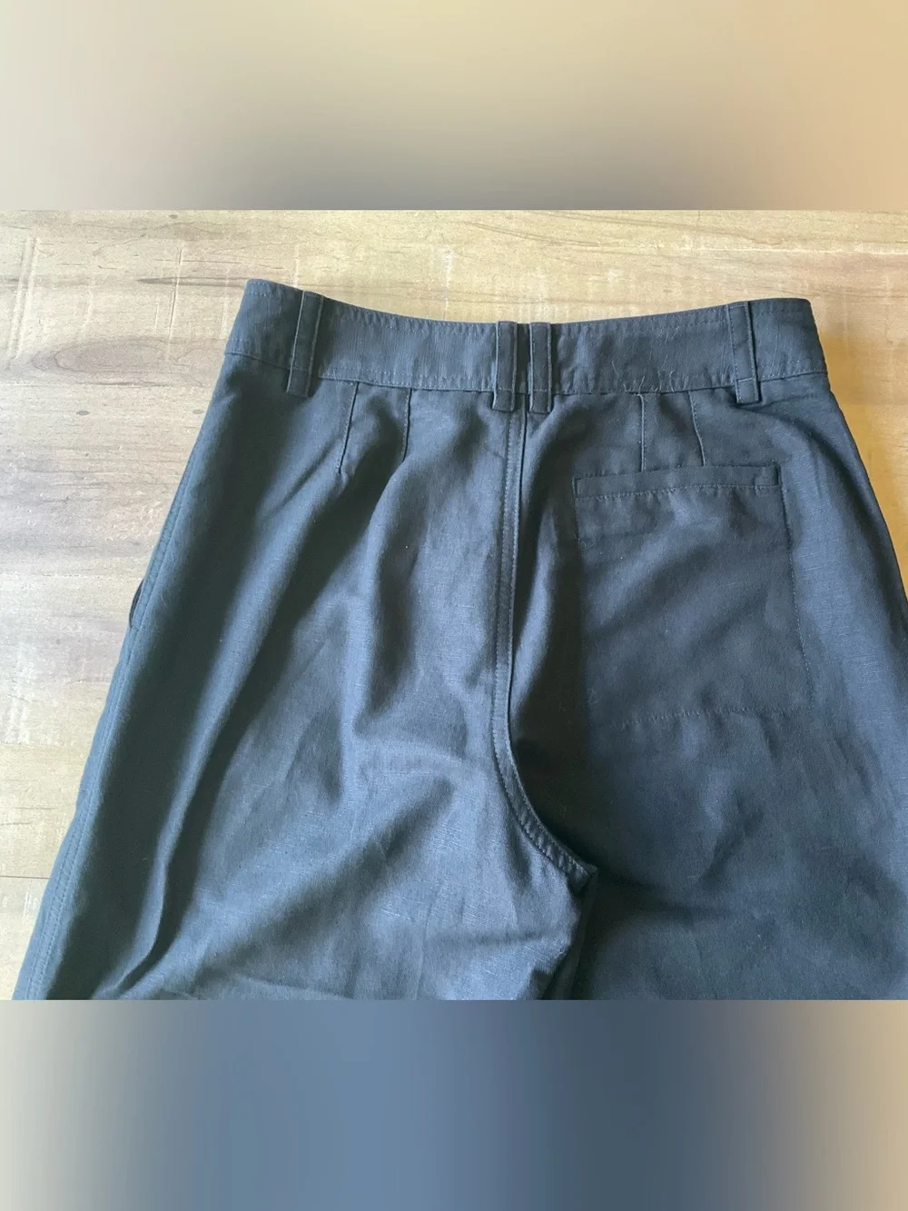 Banana Republic Black The Weekend Slim Barrel Leg Linen / Cotton size 4